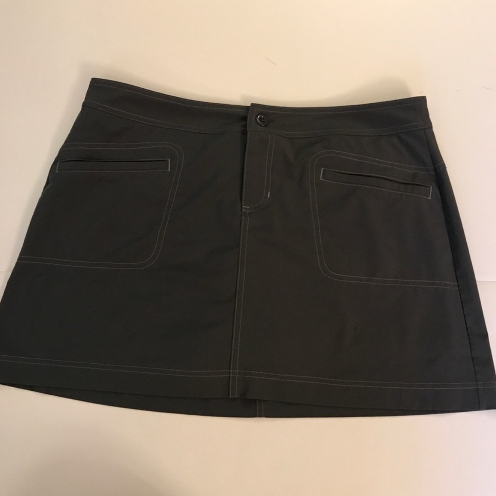 prAna Solid Gray Pockets Skort Skirt Shorts Sz 10